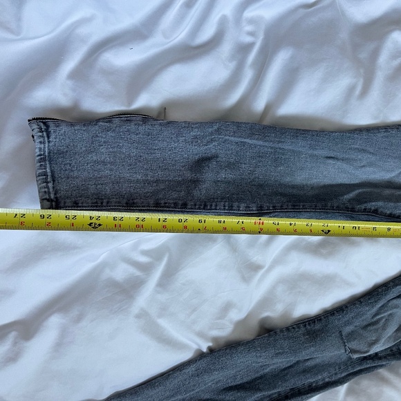 Mother Jeans - The Swooner Ankle Zip - Static - 27 - Picture 9 of 11